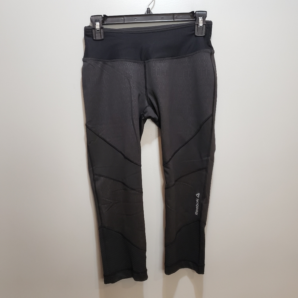 Reebok Printed Capri Leggings Small - Picture 2 of 15
